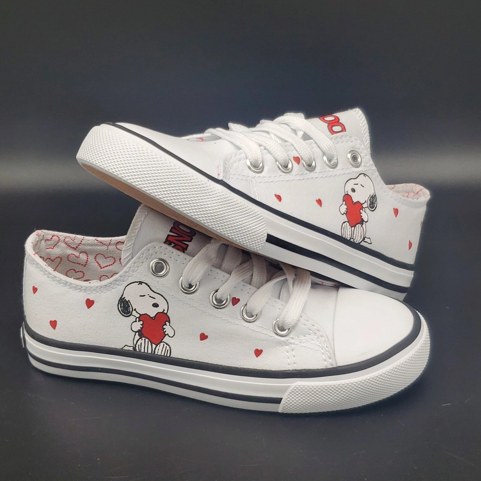 Peanuts® Snoopy White Canvas Lace-Up Children's Shoes